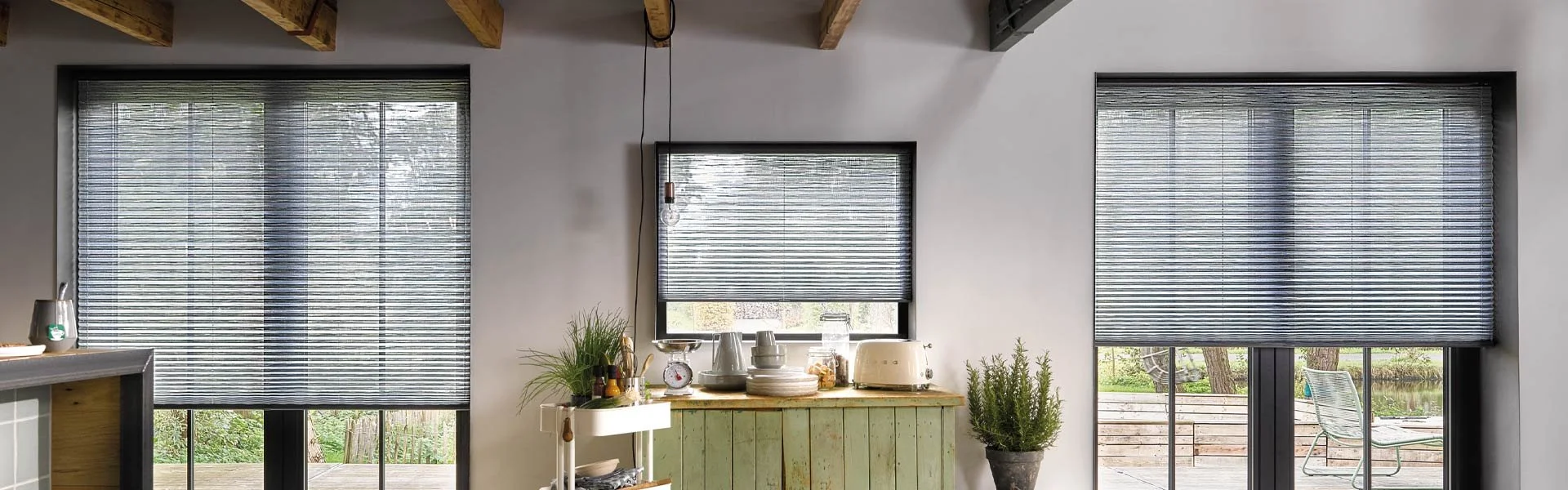 587-raamdecoratie_plissegordijn-header.webp