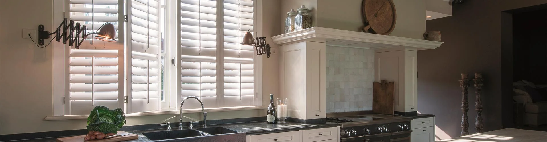 591-raamdecoratie_shutters-header.webp 591-raamdecoratie_shutters-header.webp