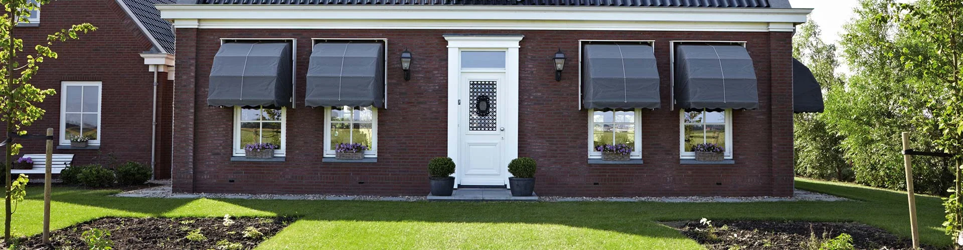 643-buitenzonwering_markiezen-header.webp